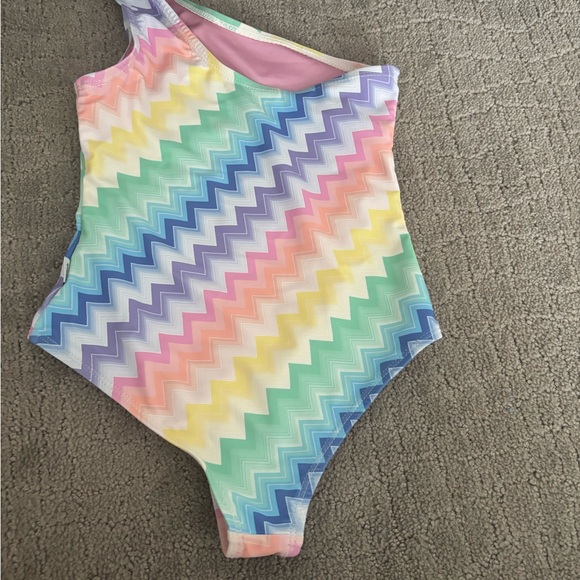 Limeapple Pastel Zigzag Swimsuit - Picture 4 of 5